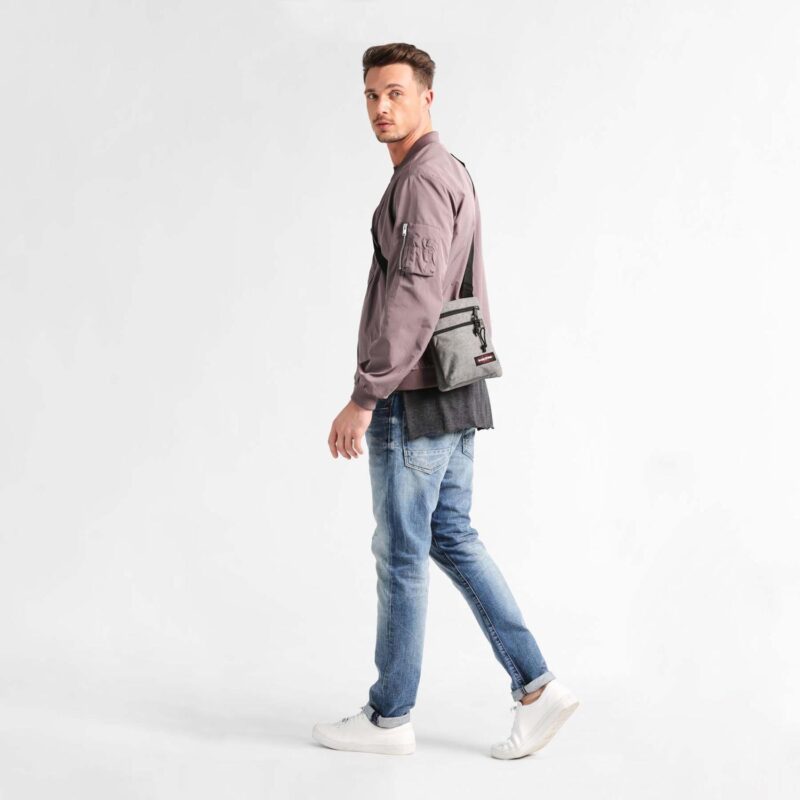 RUSHER - Imagen 4